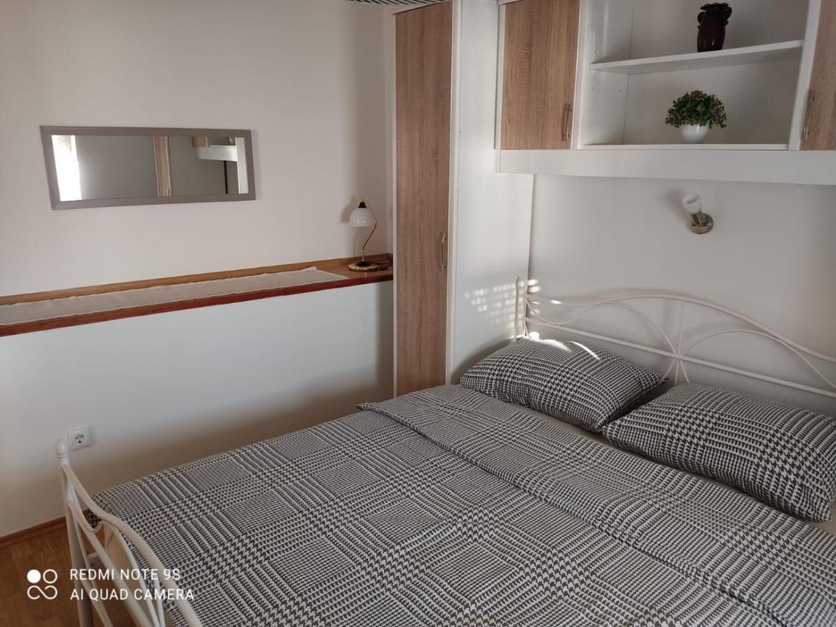 Apartmani Iva Sveti Juraj Dış mekan fotoğraf