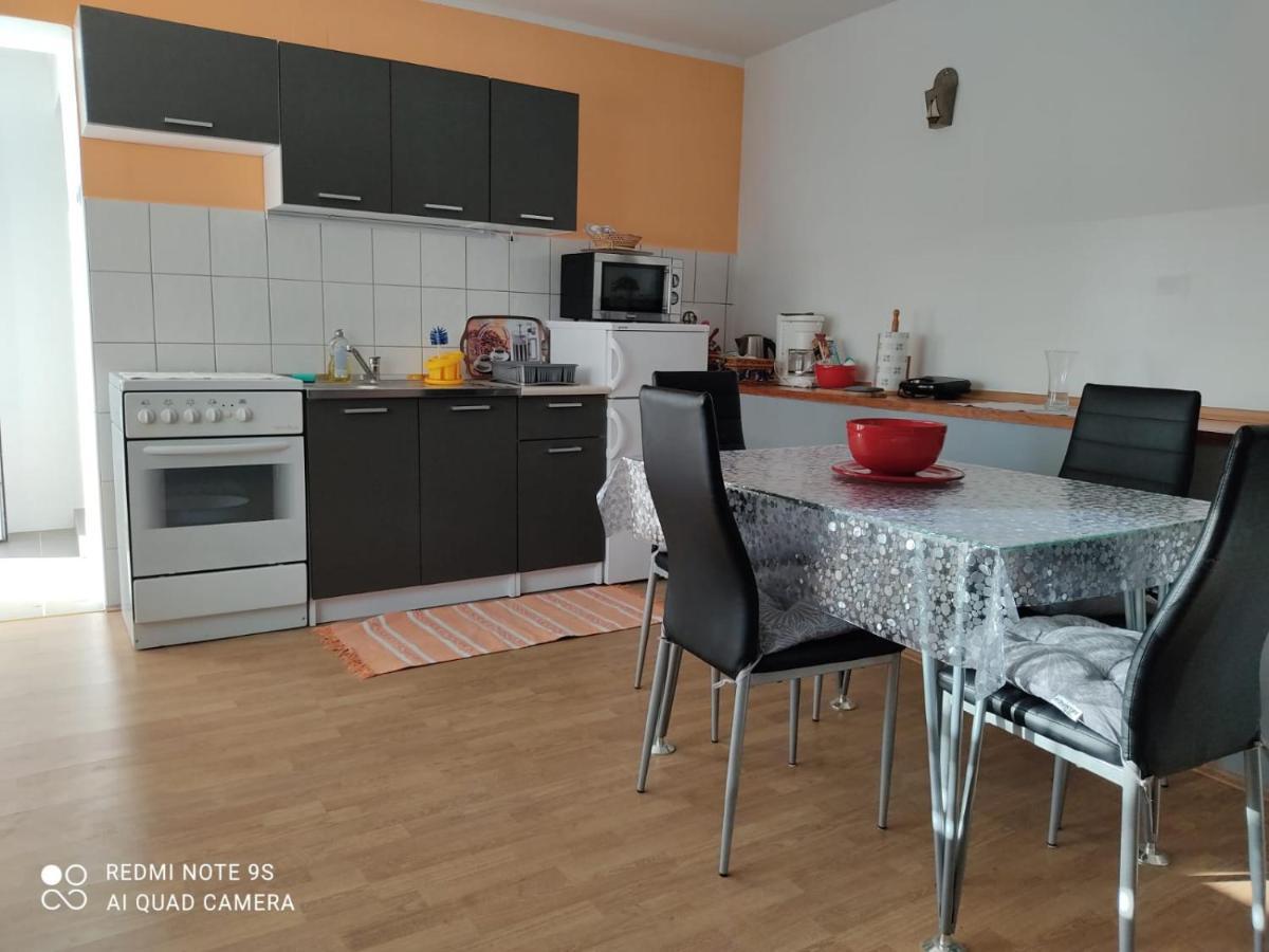 Apartmani Iva Sveti Juraj Dış mekan fotoğraf